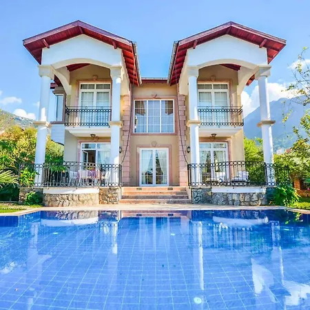 Villa Pegasus Evi *