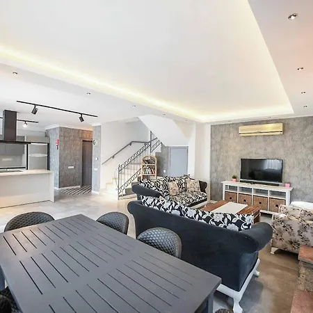 Pegasus Evi *